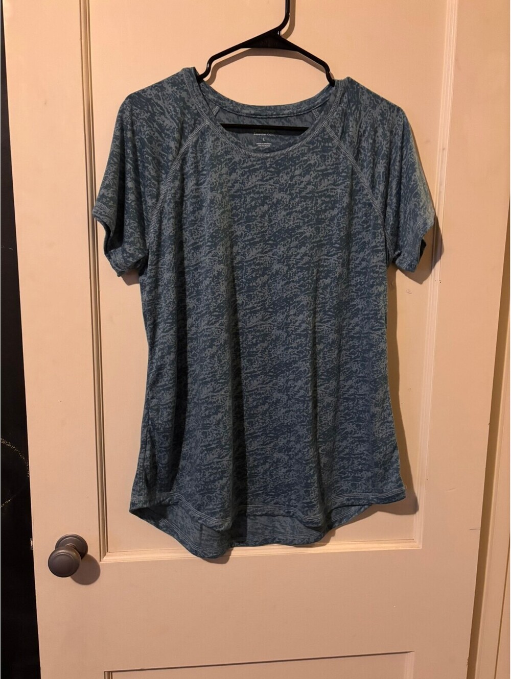 Tek Gear blue short sleeve athletic top Large